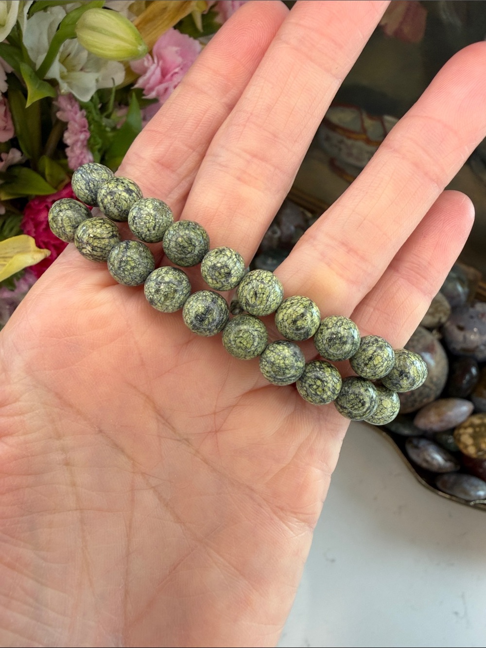 Green Serpentine Bracelet (listing is for 1): B1201
